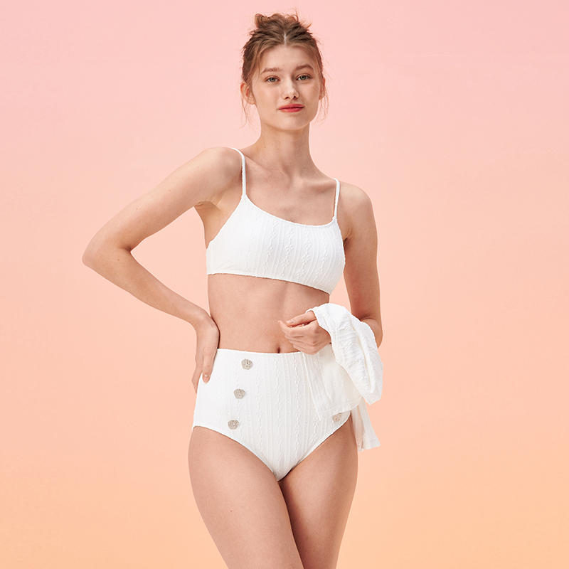 Two-piece long-sleeved halter Hanging neck nail buckle split swimsuit